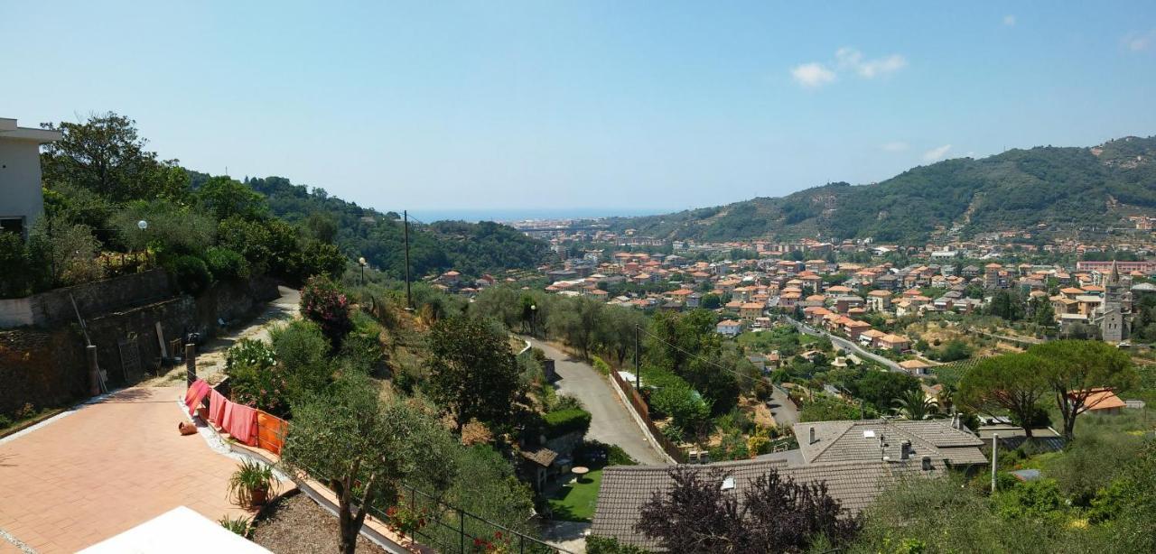 Room In Villa - Room In The Hills With Garden And Sea View San Salvatore  Esterno foto